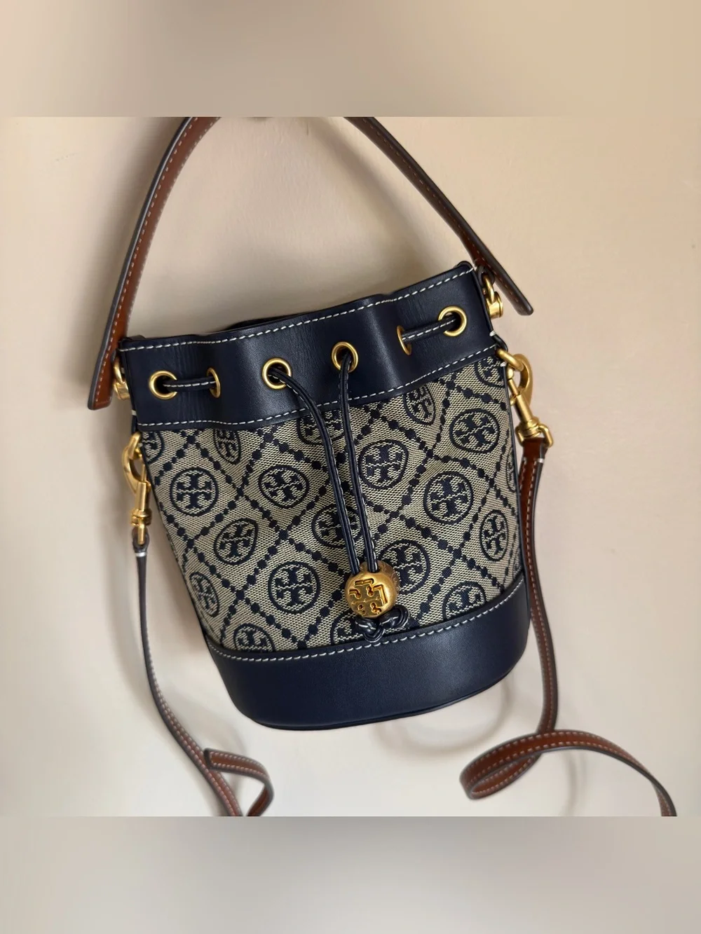 Tory Burch mini Bucket Bag-used